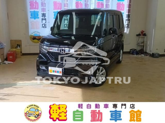 HONDA N-BOX CUSTOM