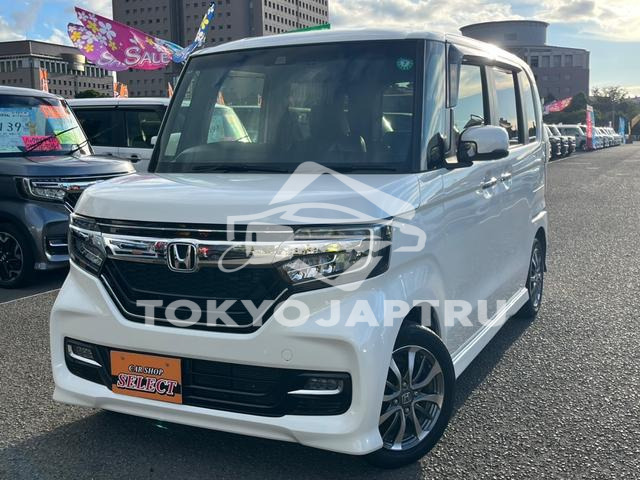 HONDA N-BOX CUSTOM
